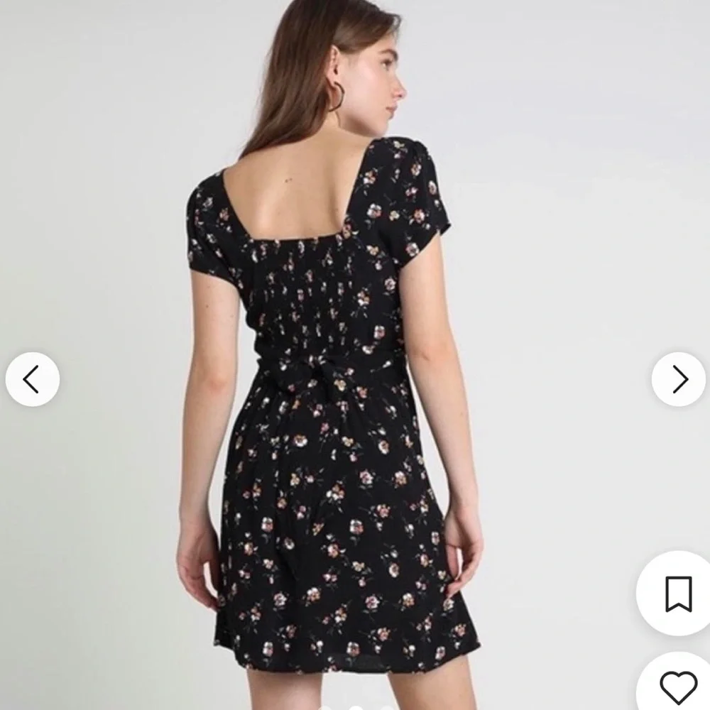 Abercrombie and Fitch Floral Mini Dress - Picture 2 of 6